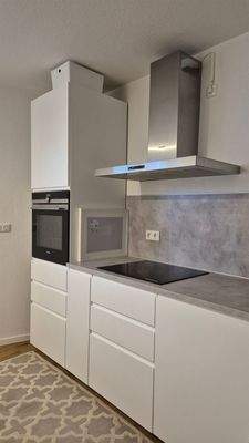 Küchenzeile (kann übernommen werden)