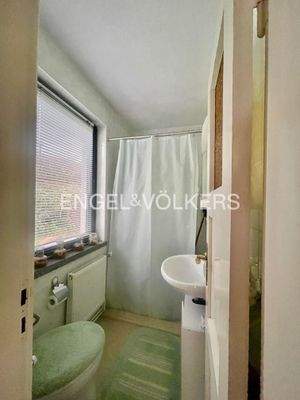 Badezimmer mit Dusche