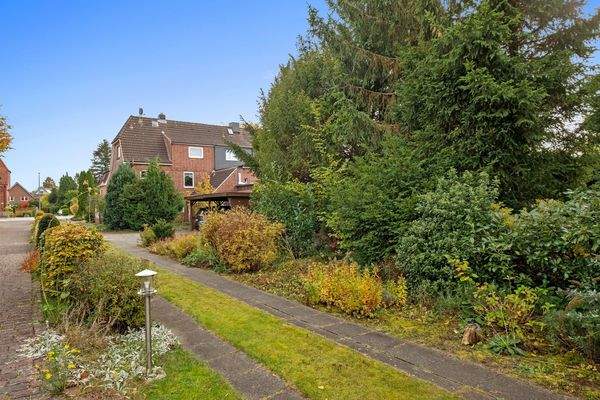 Rückansicht - Zuwegung