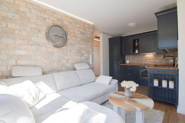 Offener Wohn- und Küchenbereich