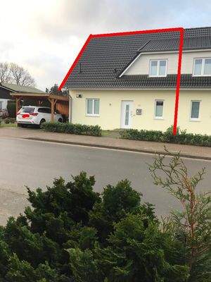 Doppelhaushälfte mit Carport.jpg