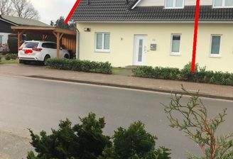 Doppelhaushälfte mit Carport.jpg