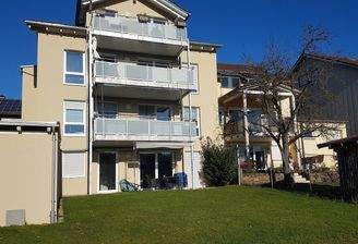 Südansicht mit Balkonen