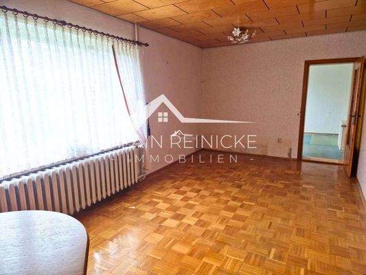 Echtholzparkett _ große Fenster