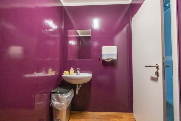 Damen WC