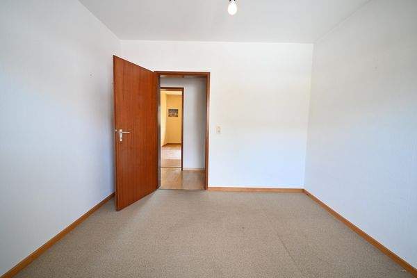 Schlafzimmer 3 von 3 EG