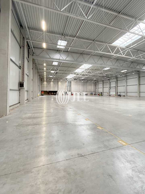 Innenansicht Halle - JLL