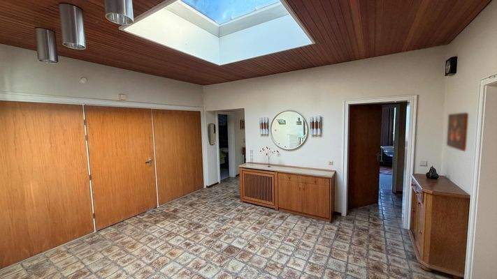 Flur mit Oberlicht - Skyline