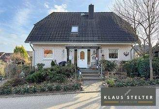 Das Wohnhaus mit Unterkellerung