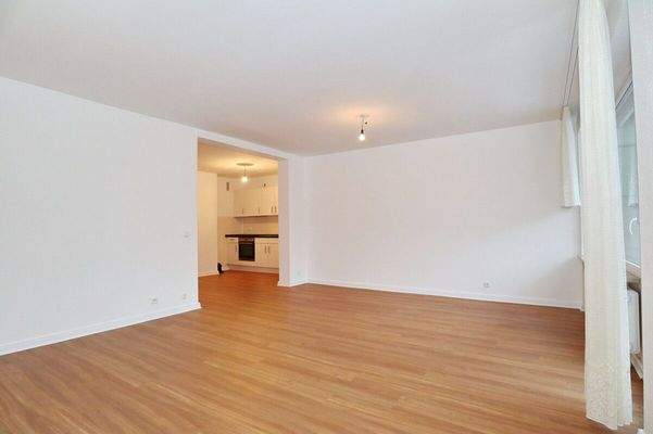 Wohn-&Schlafzimmer (3)