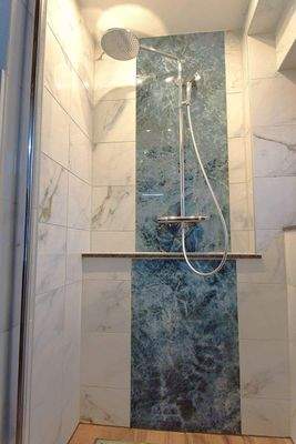 1.OG: Dusche,   DSC.JPG