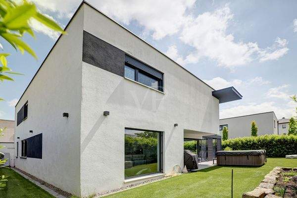 Hausansicht Hochbeet