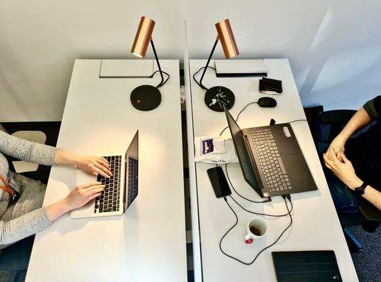 Coworking Space Fix Desk