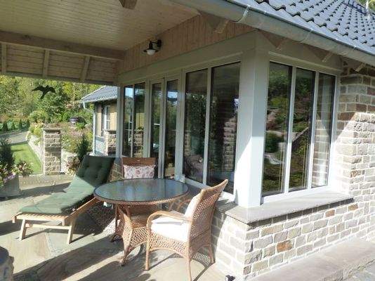 Terrasse auf der Talseite