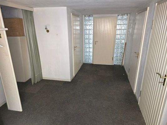 WE1 Souterrain Flurbereich Bild 2.jpg