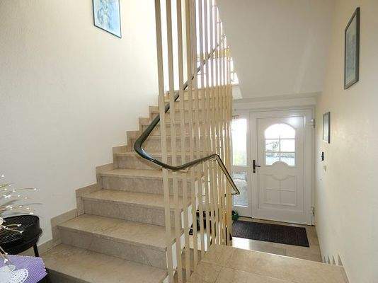 12 Eingangsbereich.JPG