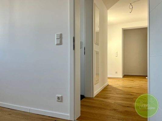 ... gleich neben dem ...