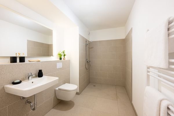 Musterwohnung Badezimmerjpg.jpg