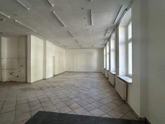 Blick in die Gewerbeeinheit