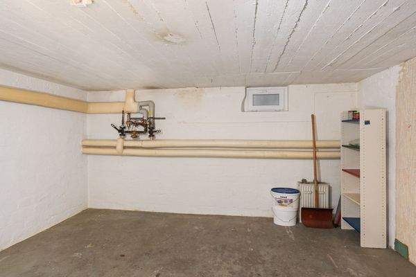 Raum 1 Keller (19,48 m²)