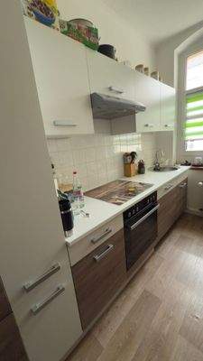 Küche mit EBK ohne Kühlschrank und ohne Herd