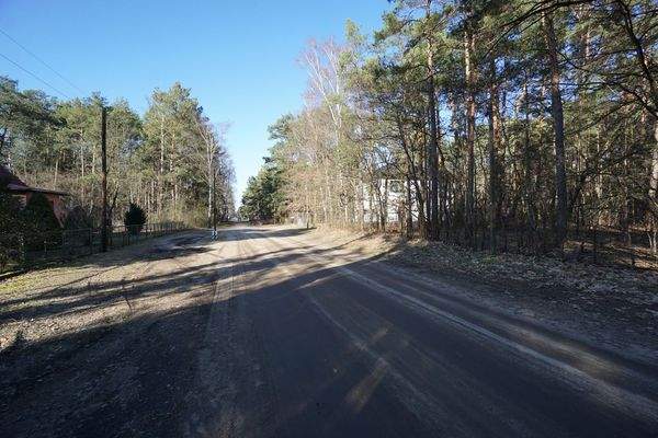 Straße vor dem Grundstück (5).jpg