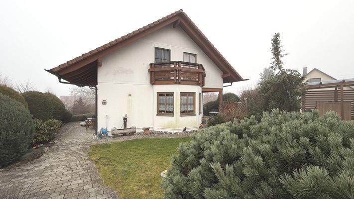 Schönes Einfamilienhaus mit Erker