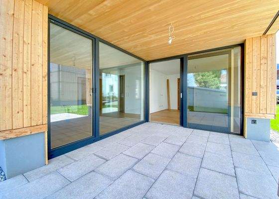 überdachte Terrasse