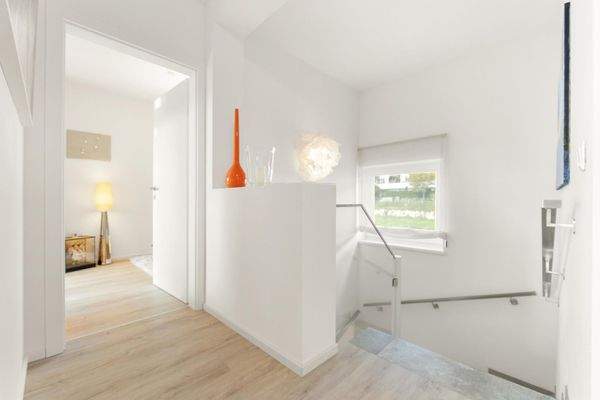 Stiege und verbindende Vorräume