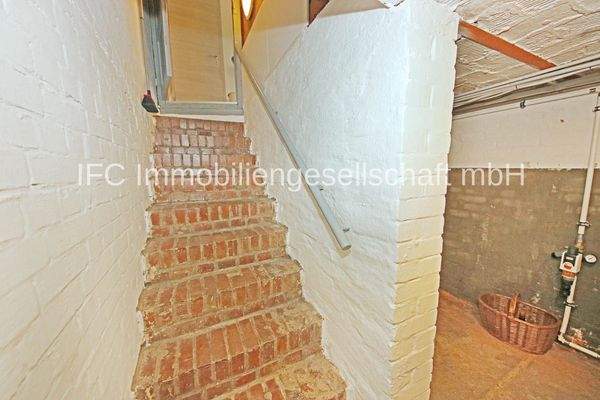 Treppe in den Keller