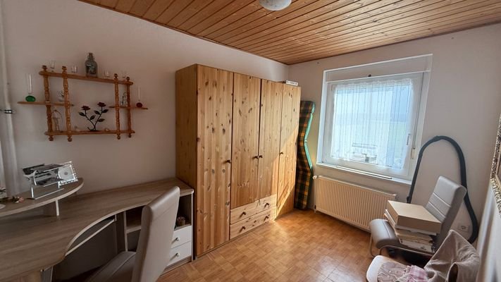 Kinderzimmer EG