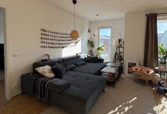 Ansicht I: Wohn- und Esszimmer