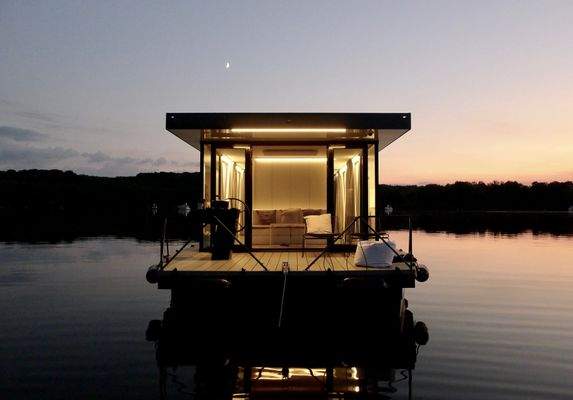 Abendstimmung auf dem Hausboot.jpg