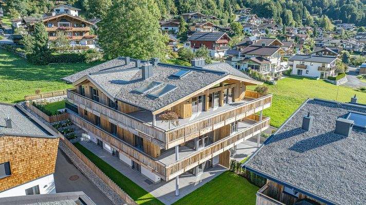 KITZIMMO-Luxuspenthouse sonniger Toplage mit Panorama-Ausblick - Immobilien Brixen.