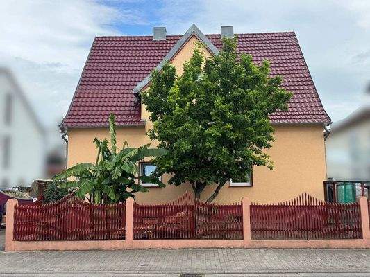 Hausansicht Straßenseite