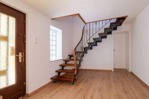 18326 Eingangsbereich Haupthaus