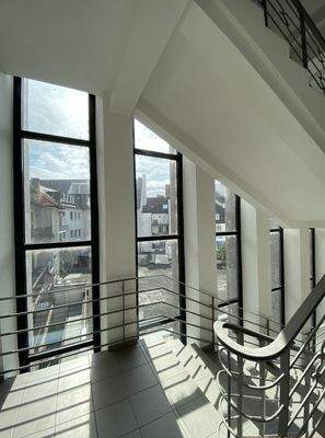 Treppenhaus 5. OG.jpg