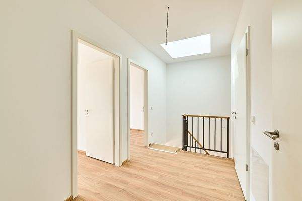 Leo III N 6.2. Flur oben mit Oberlicht.jpg