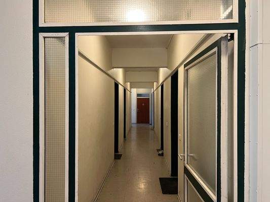 Kreuzstraße 122 Hausflur