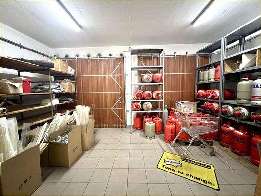 Lagerfläche im Erdgeschoss