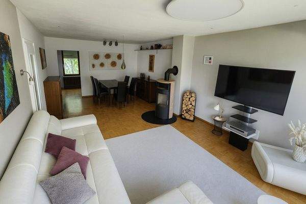 Wohnbereich mit Kamin