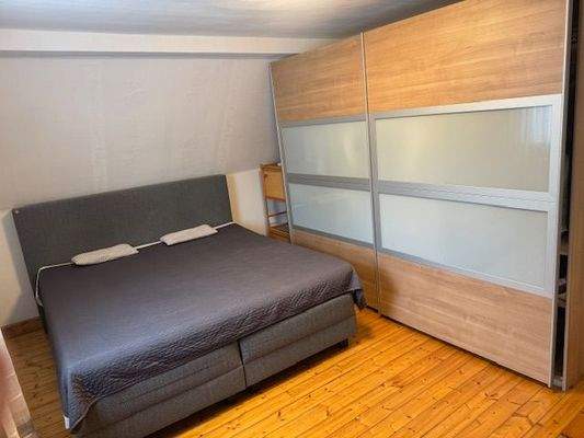 1. OG - Schlafzimmer Nr. 2