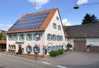 Gebäudeansicht Straßenseite