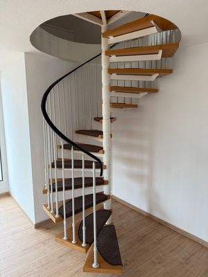 Treppe ins Obergeschoss