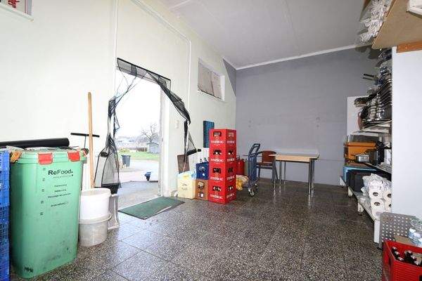 Das Lager mit separatem Eingang 