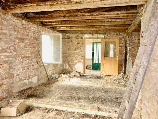 WE I offener Wohnraum Blickrichtung Windfang.jpeg