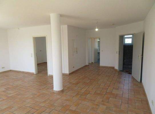 10-Wohnen-Essen+Blick Küche.JPG