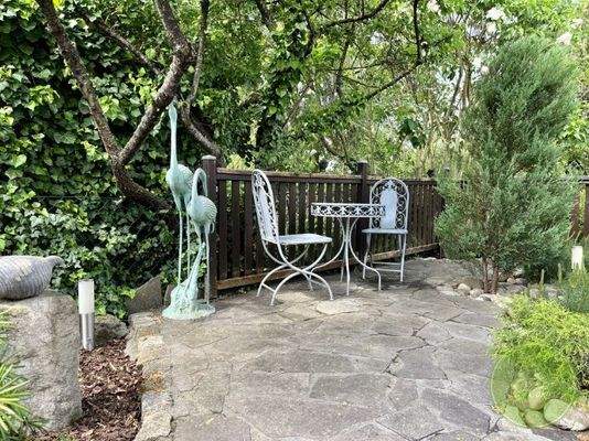 ... angelegter Garten ...