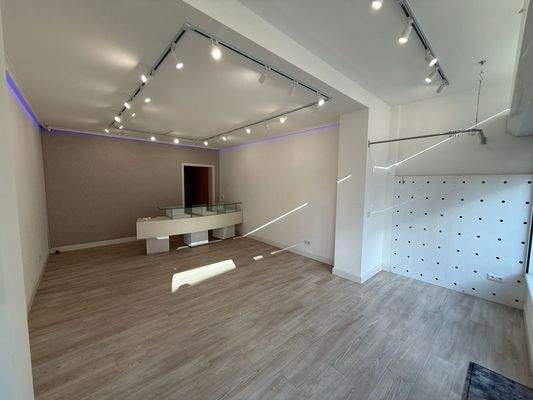 Villa Livia - Laden 2 (10).jpg