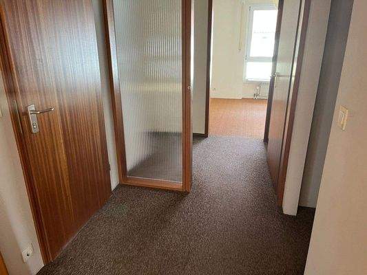 Zugang zu den weiteren Räumen und das Bad